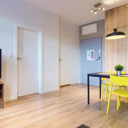 In - Janosika Hotel *